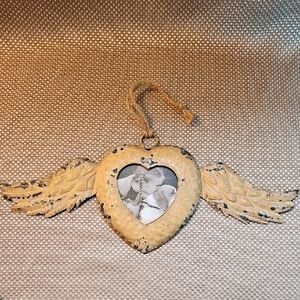 Vintage Style Angel Wing Hanging Picture Memory Frame Charming Rustic Farmhouse